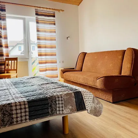 Piaf Homestay szállás