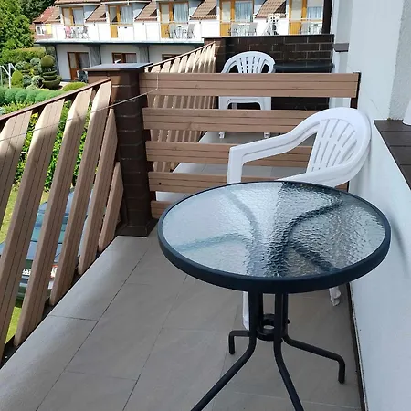 Piaf 홈스테이 레왈